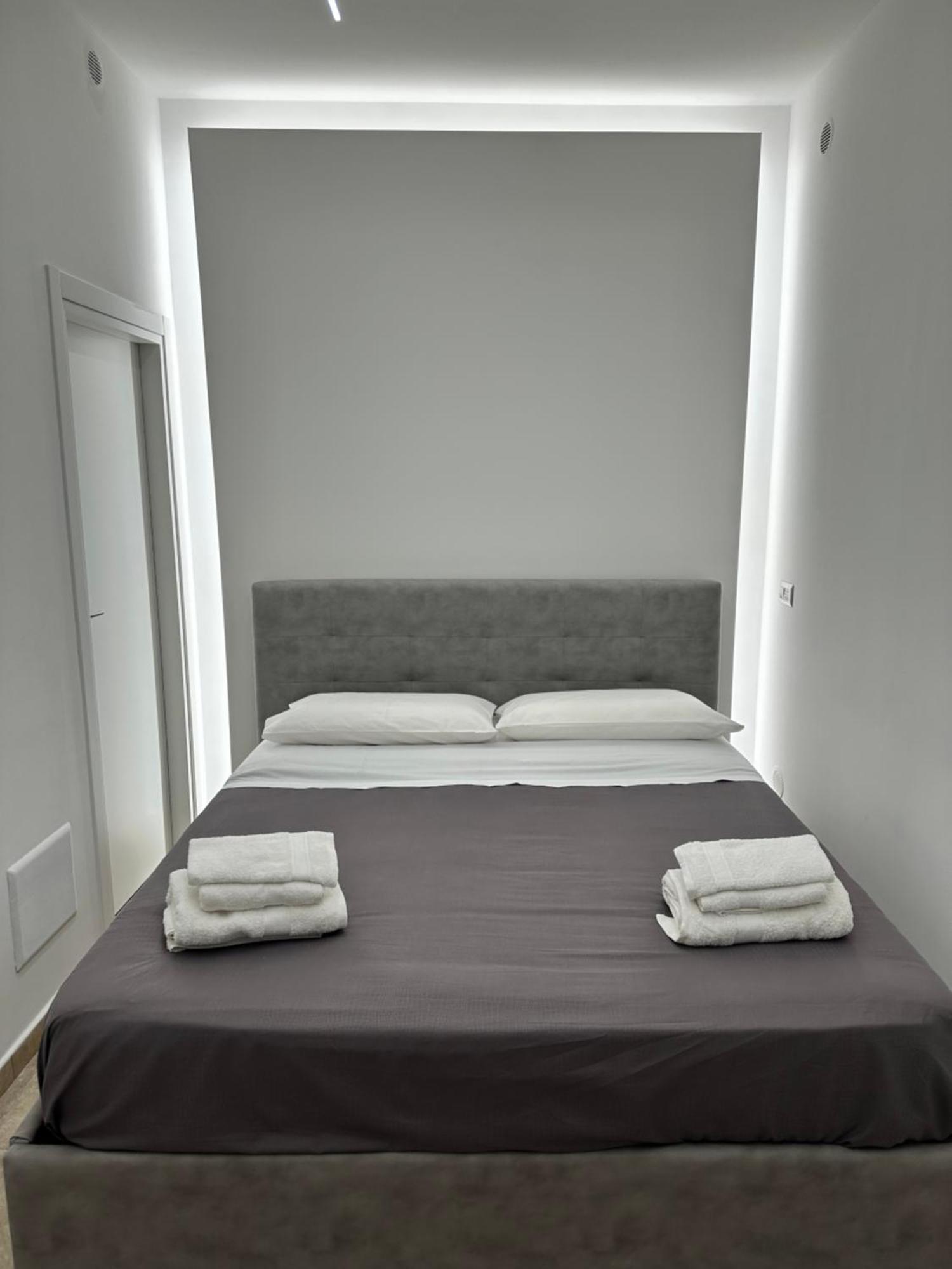 Apartamento Don Michele Nápoles Exterior foto